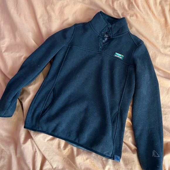 LL Bean quarter button up with hoodie pocket - Picture 2 of 2